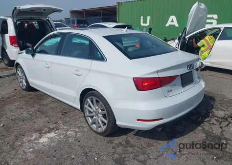 2016 Audi A3 2.0T Premium из США, поврежденный, VIN WAUE8GFF1G1025221